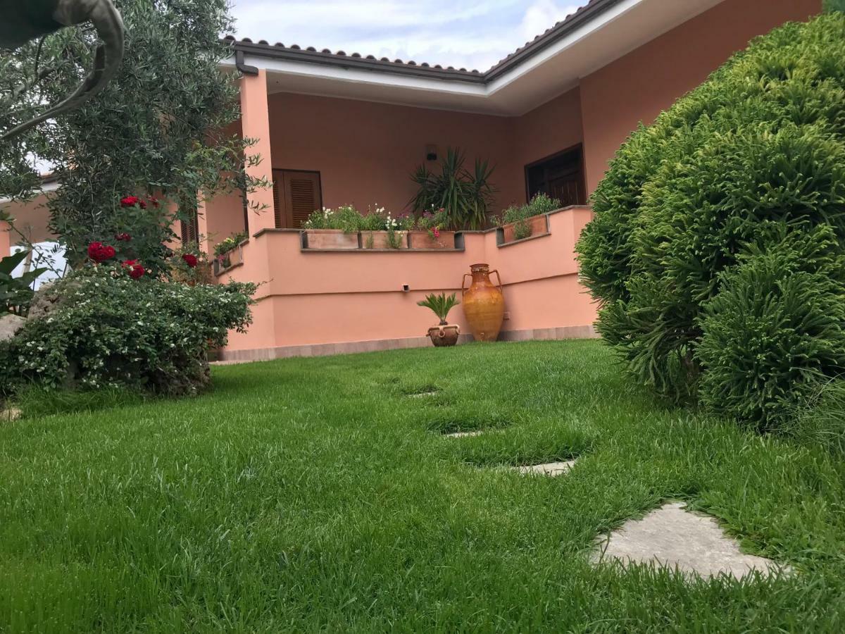 Villa Nevada -20 Min Da Roma Ladispoli Exterior foto